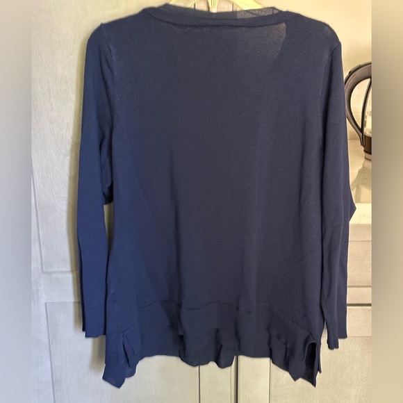 Sweater - Picture 2 of 5